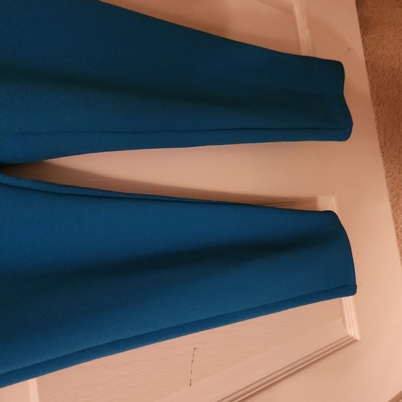 Guess Jumpsuit, NWT - Picture 3 of 5